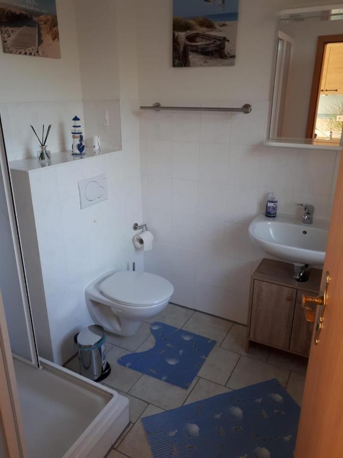 Ferienwohnungen Rügen-Glück Lohme Exterior foto
